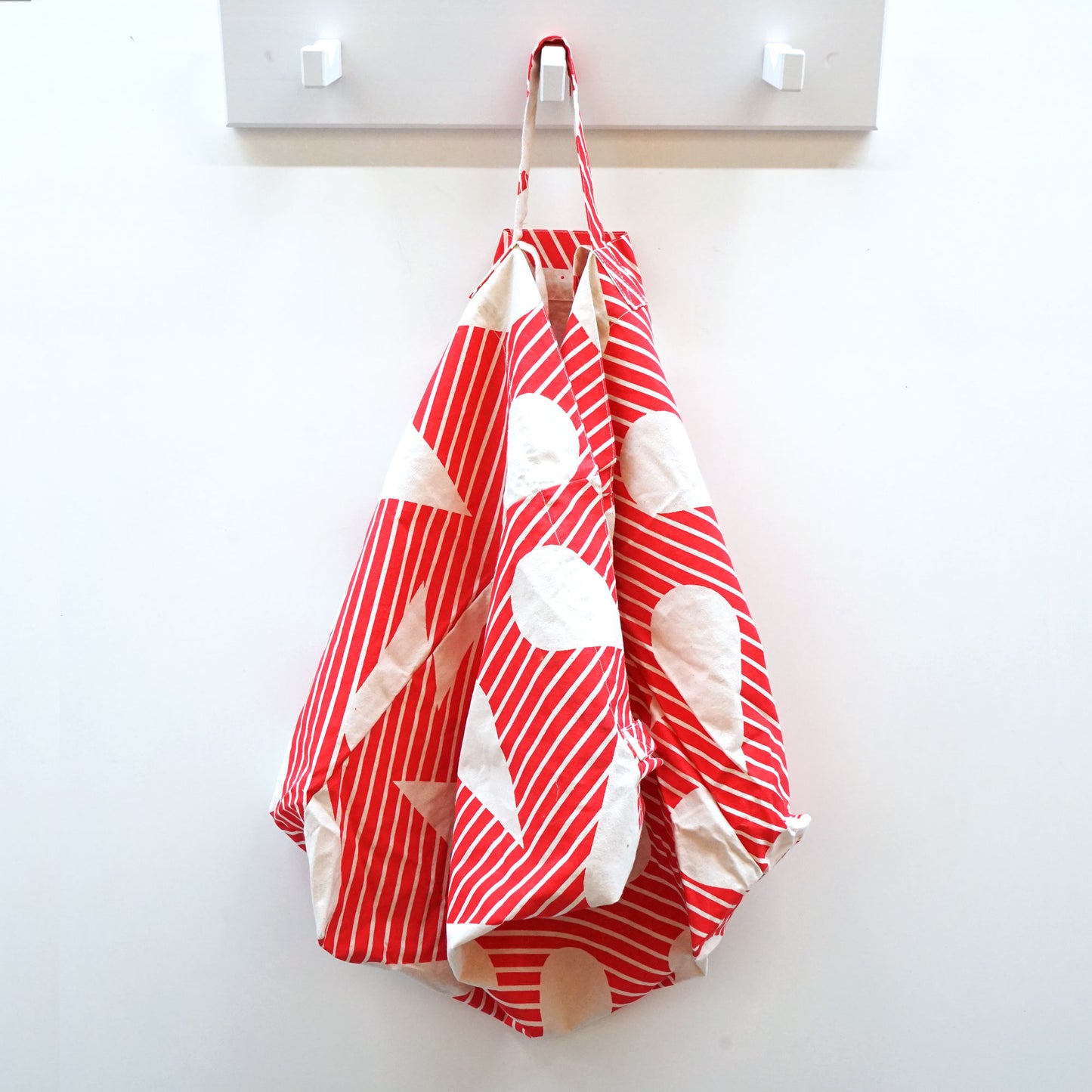 Red Water Drop Tote Bag